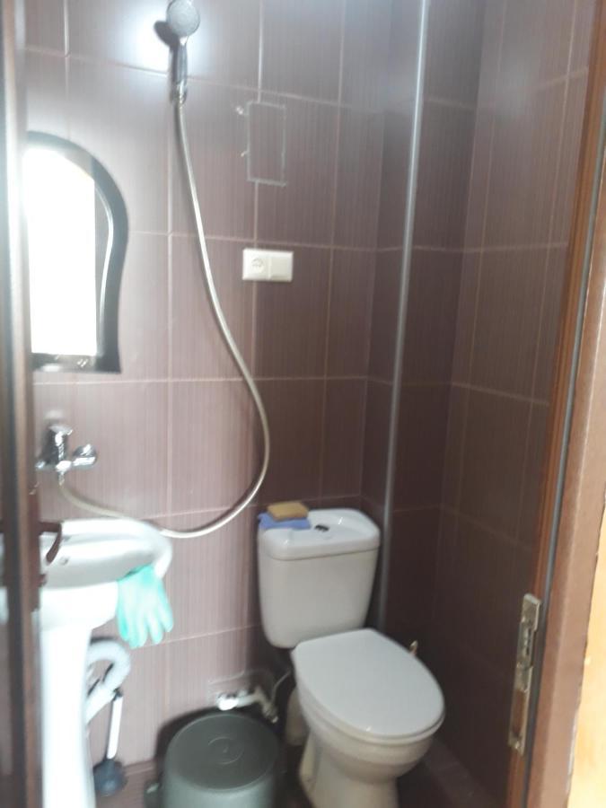 George Dom Hotell Batumi Exteriör bild