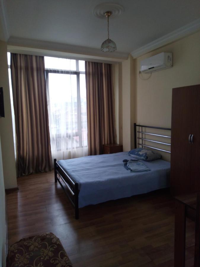 George Dom Hotell Batumi Exteriör bild