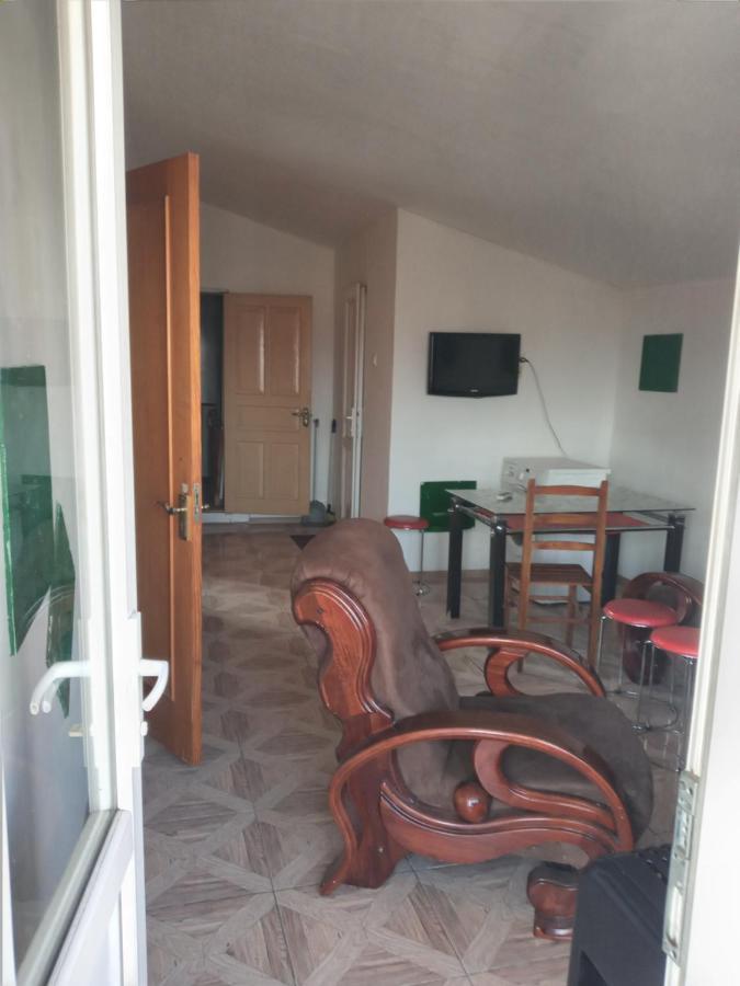 George Dom Hotell Batumi Exteriör bild